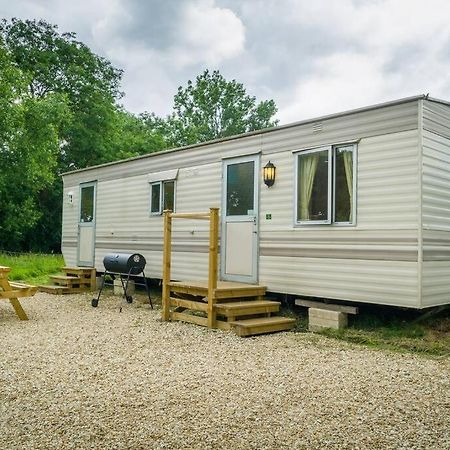 Wind In The Willows: Sleeps 4, Kitchen, Bathroom, Lounge, Wifi Napton on The Hill 외부 사진